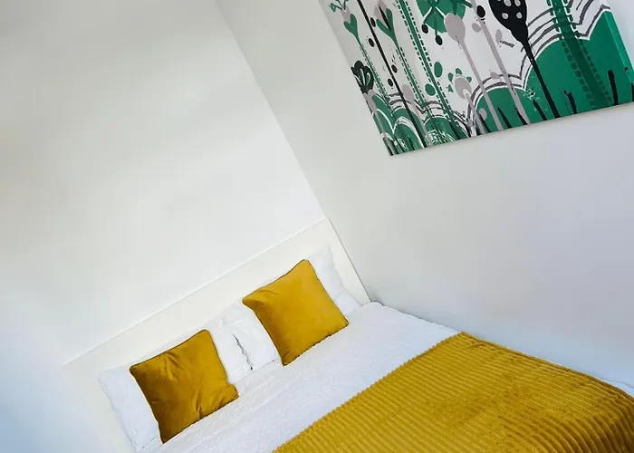 Spacious Family Flat Ideal For Tourists