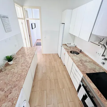 Apartament Spacious Family Flat Ideal For Tourists