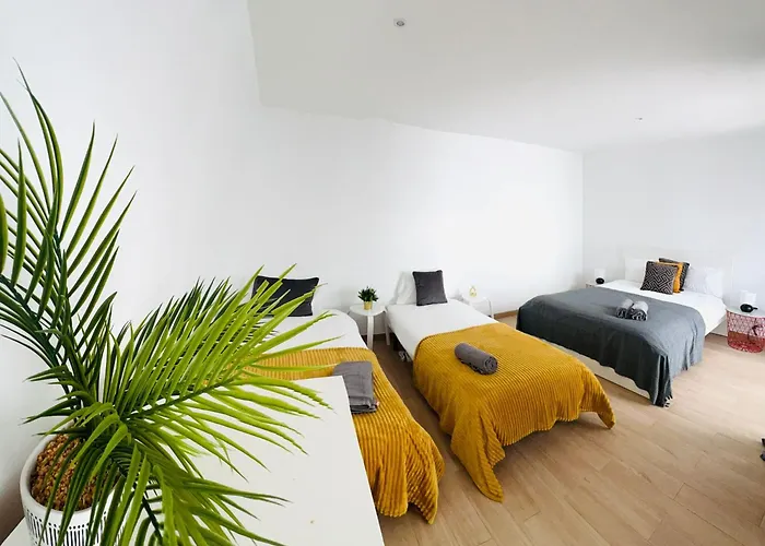 Spacious Family Flat Ideal For Tourists *