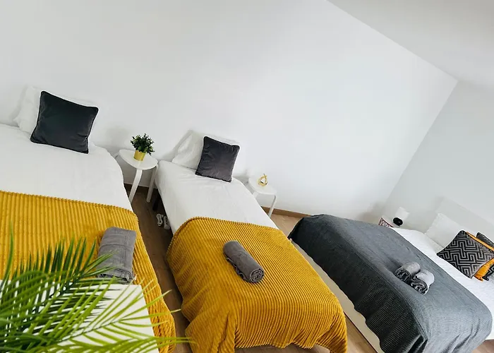 Spacious Family Flat Ideal For Tourists