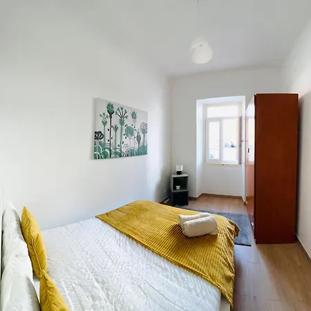 Spacious Family Flat Ideal For Tourists *