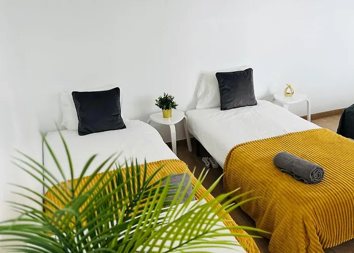 Spacious Family Flat Ideal For Tourists Apartment *
