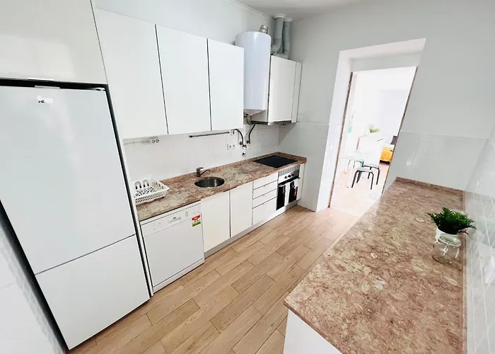 Spacious Family Flat Ideal For Tourists * Lisbon