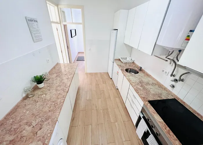 Apartment Spacious Family Flat Ideal For Tourists