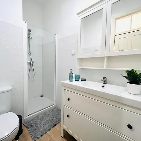 Spacious Family Flat Ideal For Tourists דירה ליסבון